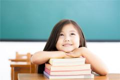 女孩姓刘珞字辈名字