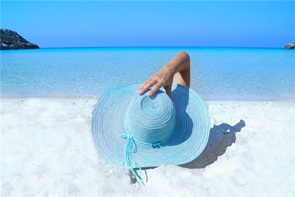 梦见帽子是什么意思 梦见帽子是什么意思