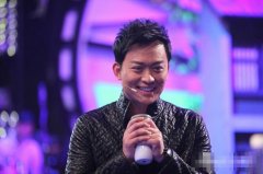 八字看黄海冰为什么会离婚?