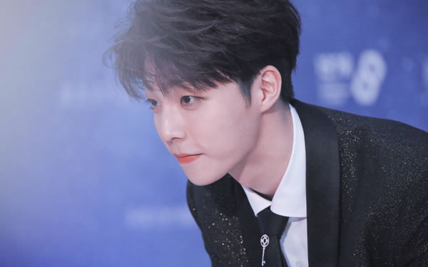 八字分析歌手陈立农2026运势